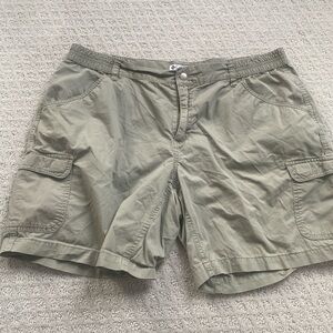 Columbia men’s XL Cargo Shorts